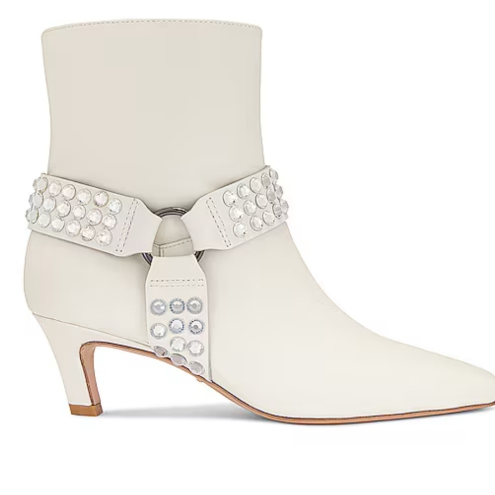 Raye Alvar Kitten Boot in Bone - Picture 3 of 10
